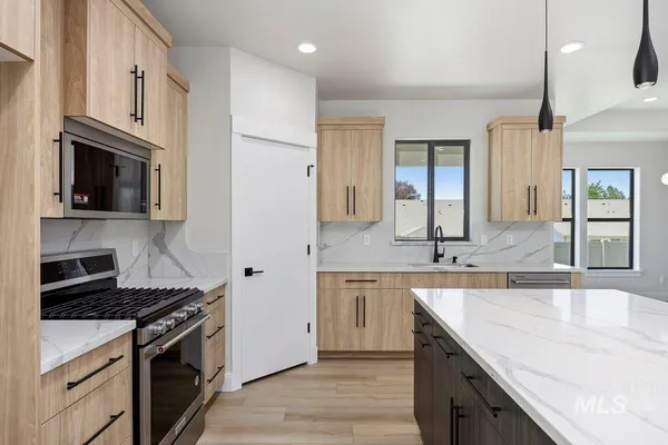 $545,000 | 517 Cyn Fls Drive, Twin Falls, ID 83301