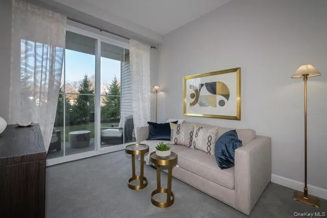 $3,295 | 149 Sutton Court, Unit 149, Mount Sinai, NY 11766