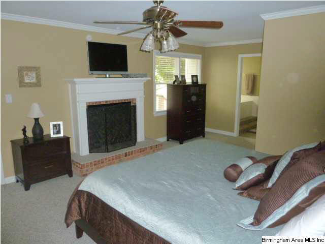 152 Oakmont Road Birmingham, AL 35244 - Photo 5 of 14
