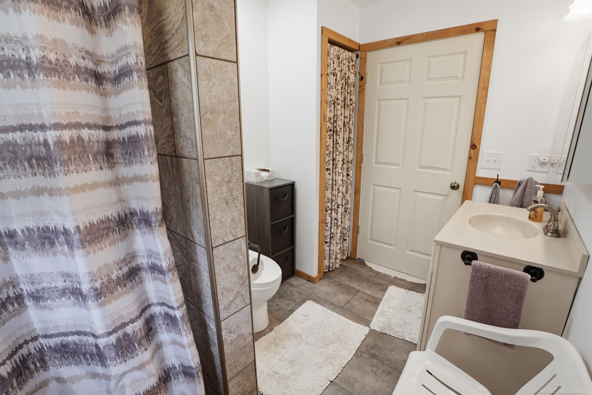 4742 Old Plank Road Onondaga, MI 49264 - Photo 17 of 25