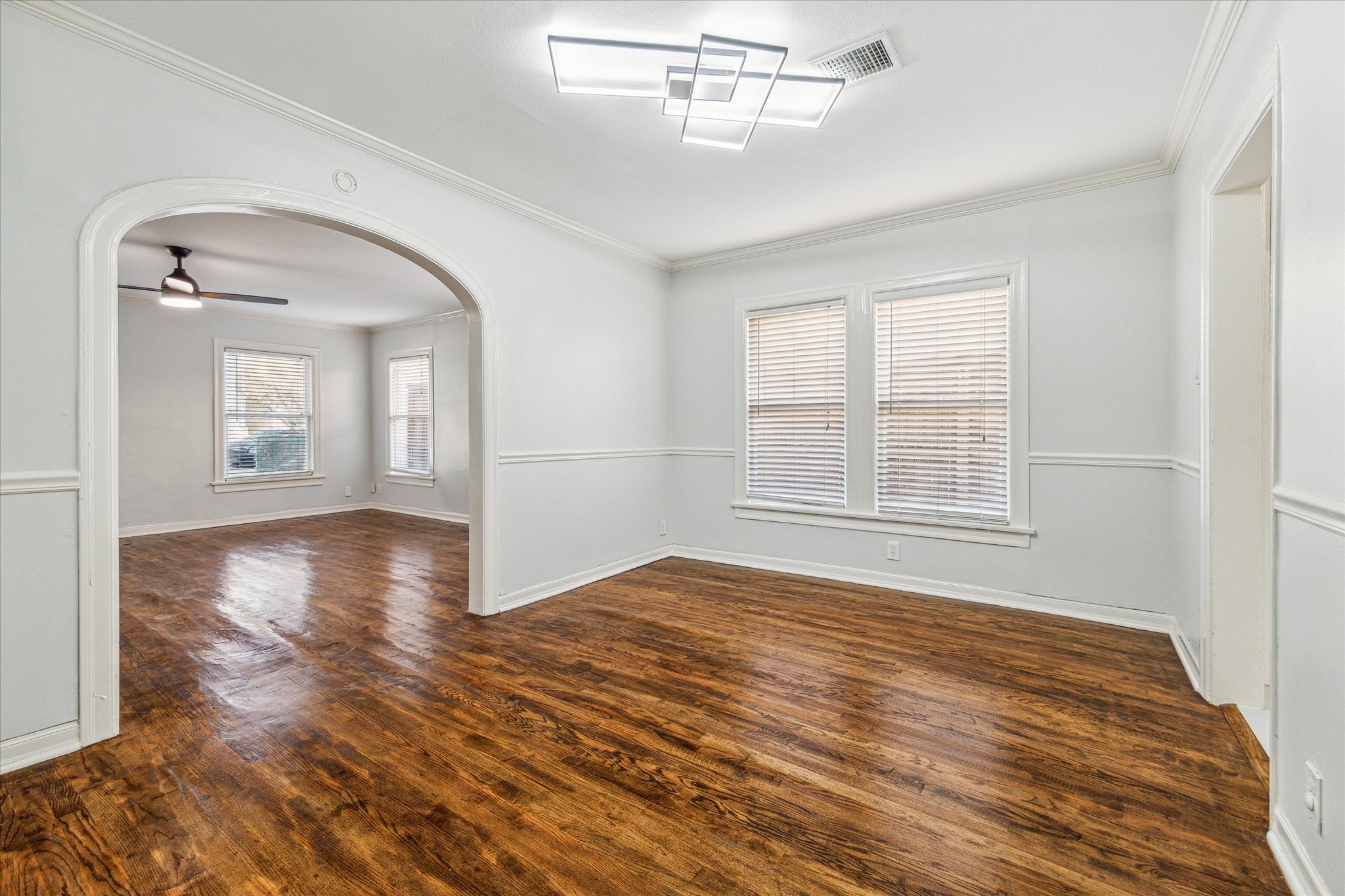 1745 Lexington Street Houston, TX 77098 - Photo 9 of 15
