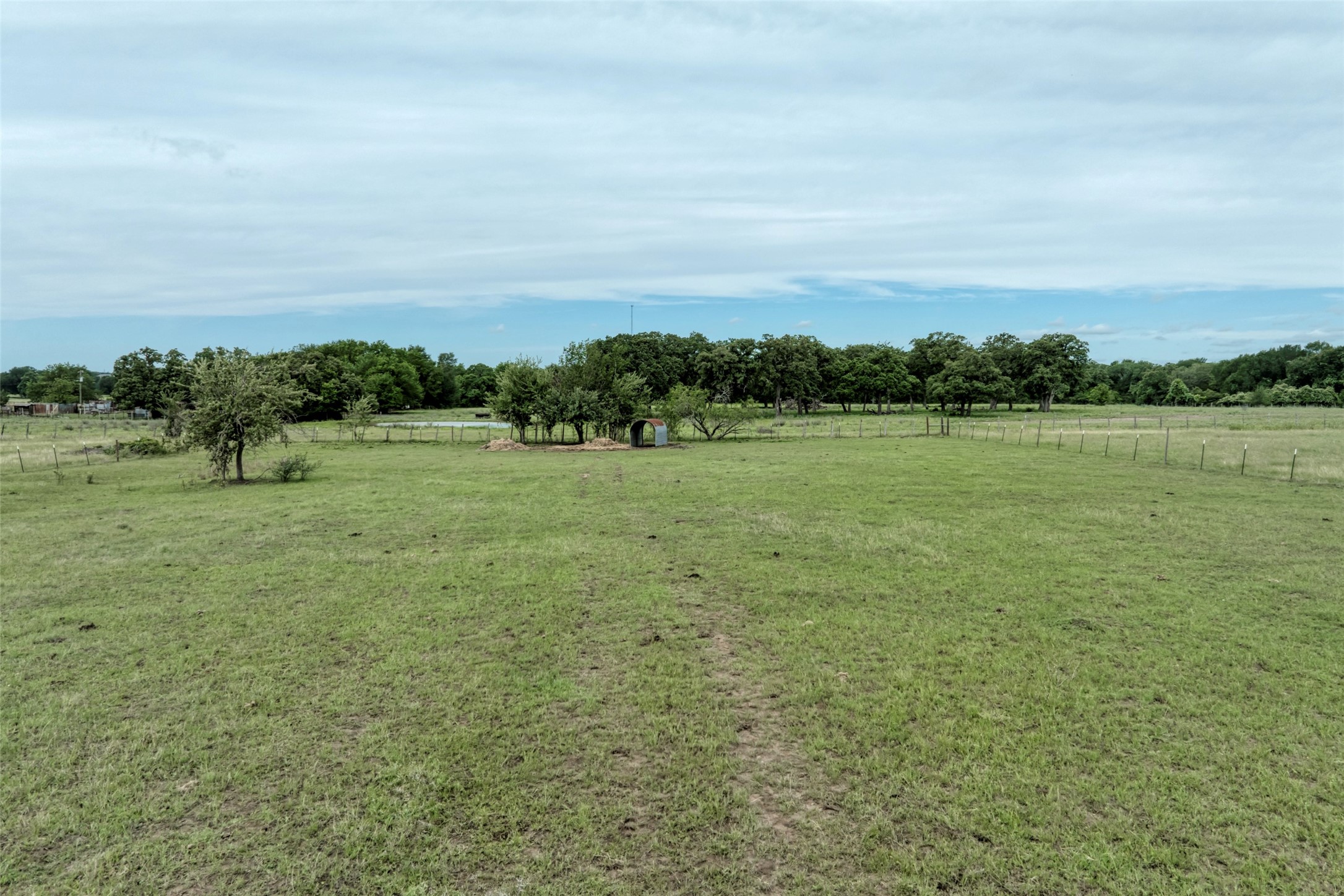 921 9th Street Lexington, TX 78947 - Photo 5 of 18