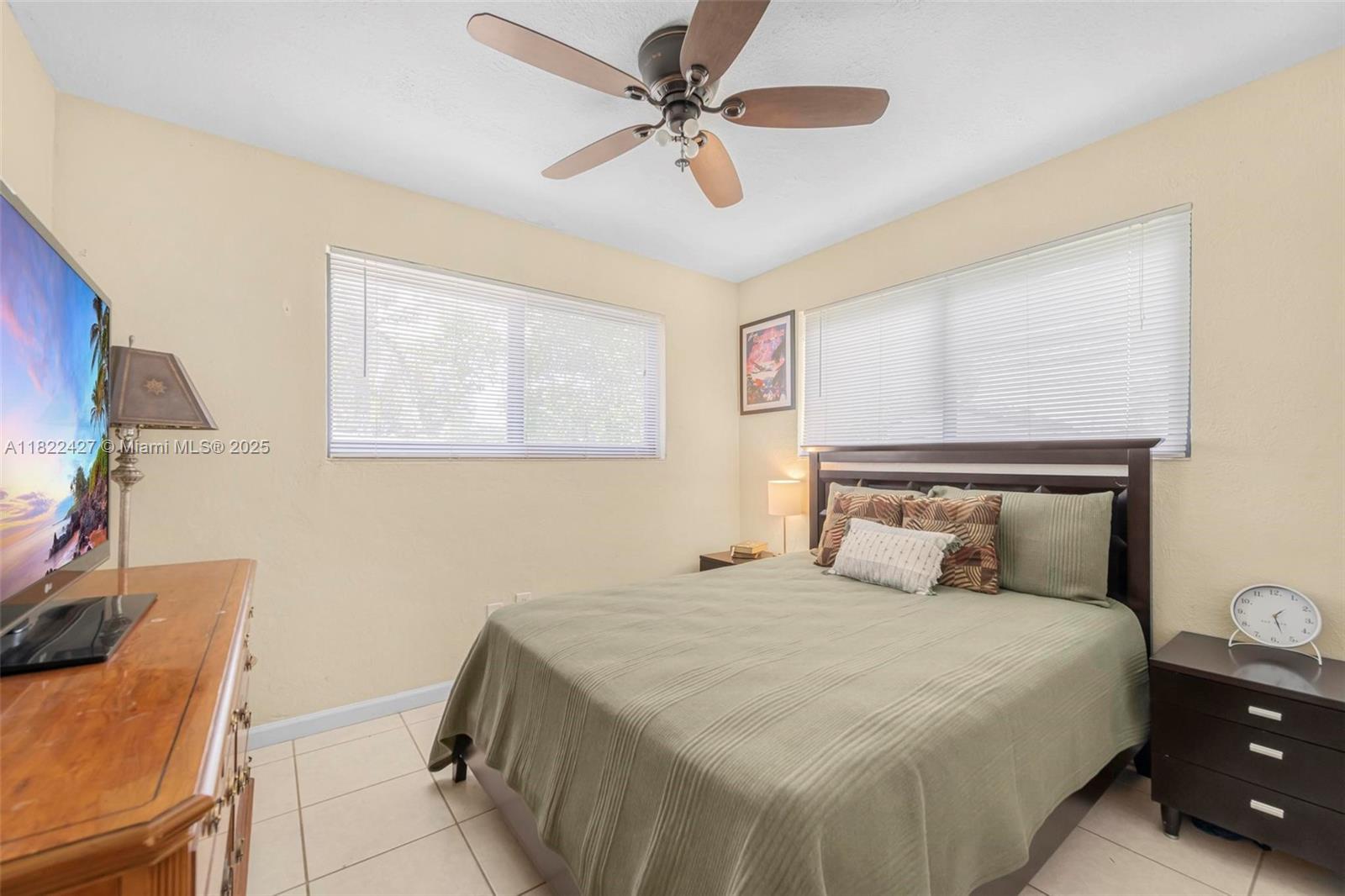 9520 Holiday Road Cutler Bay, FL 33157 - Photo 17 of 32