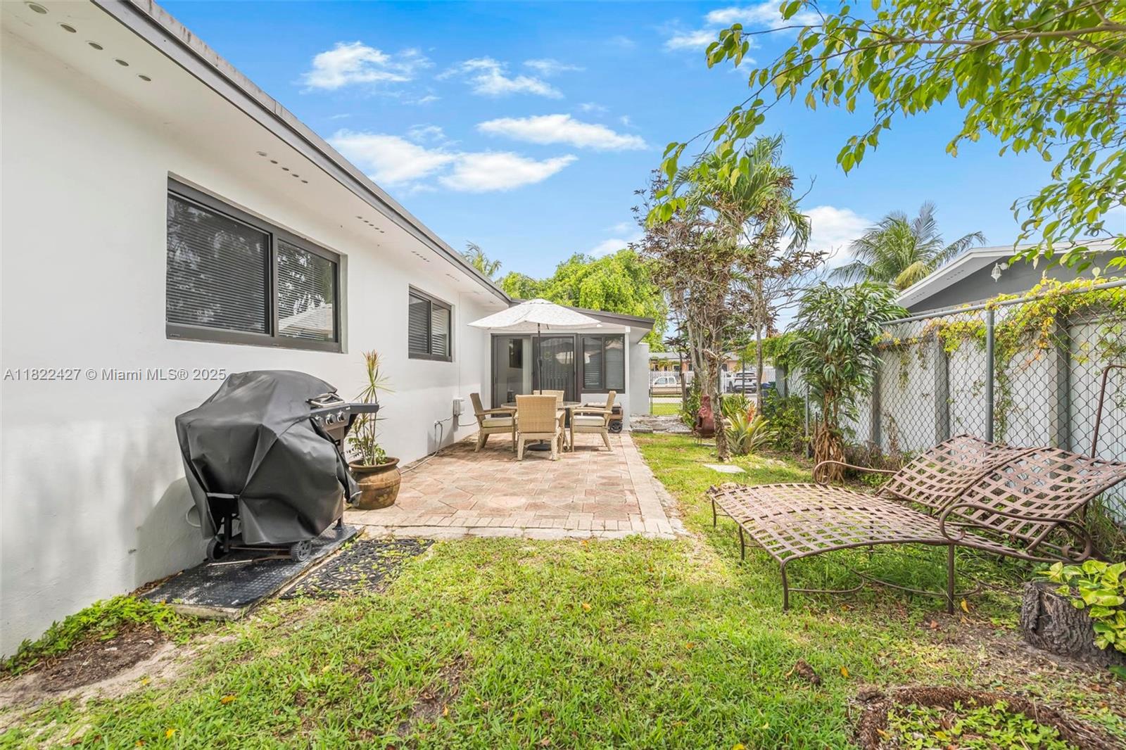 9520 Holiday Road Cutler Bay, FL 33157 - Photo 25 of 32