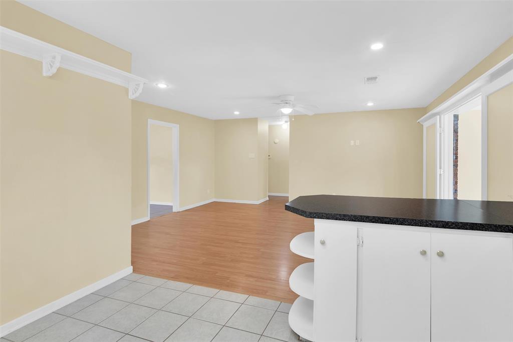 146 Bob White Road Denison, TX 75020 - Photo 11 of 25