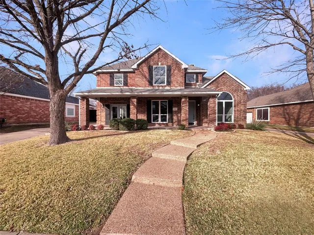 $591,000 | 135 Sherwood Drive, Murphy, TX 75094