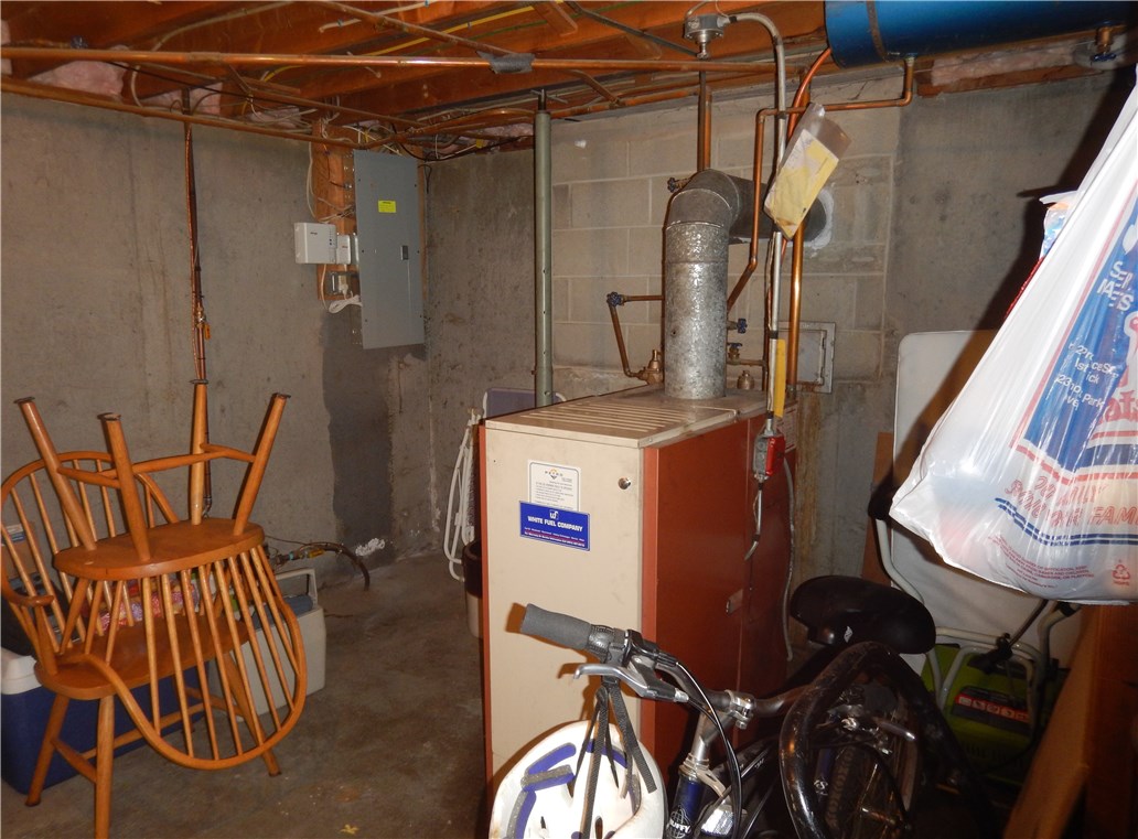 173 Knotty Oak Road Coventry, RI 02816 - Photo 15 of 22
