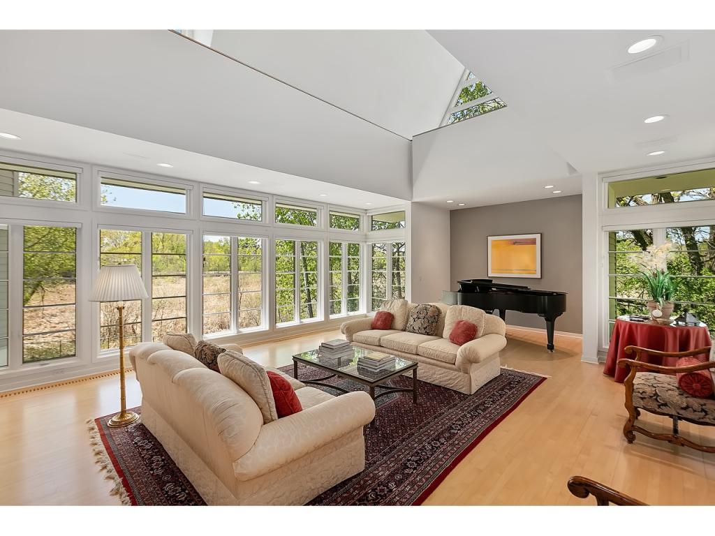 16403 Ringer Road Minnetonka, MN 55391 - Photo 12 of 58 Gallery Image 12