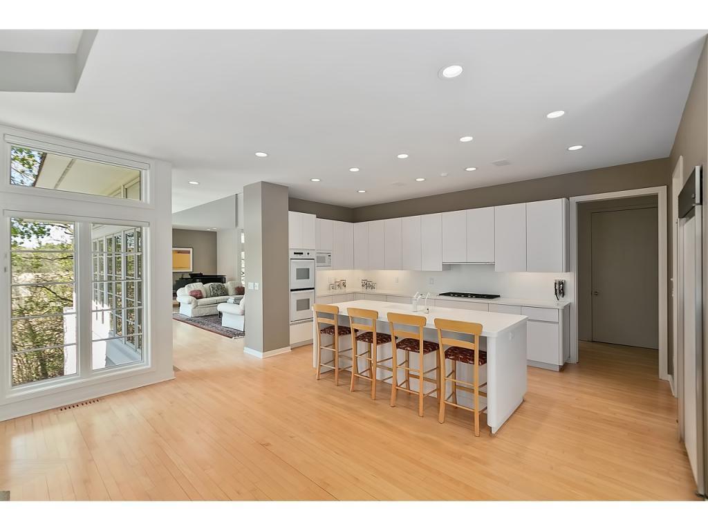 16403 Ringer Road Minnetonka, MN 55391 - Photo 16 of 58 Gallery Image 16