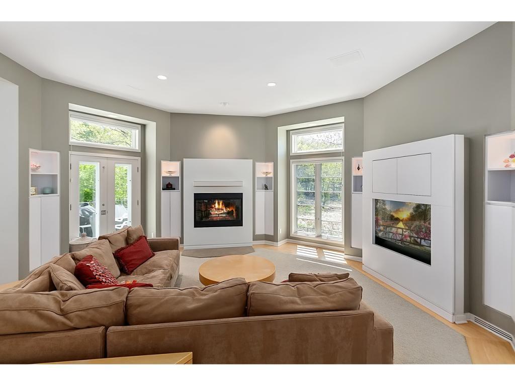 16403 Ringer Road Minnetonka, MN 55391 - Photo 20 of 58 Gallery Image 20