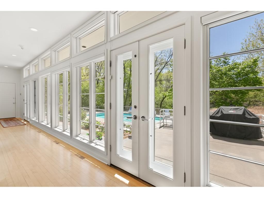 16403 Ringer Road Minnetonka, MN 55391 - Photo 24 of 58 Gallery Image 24
