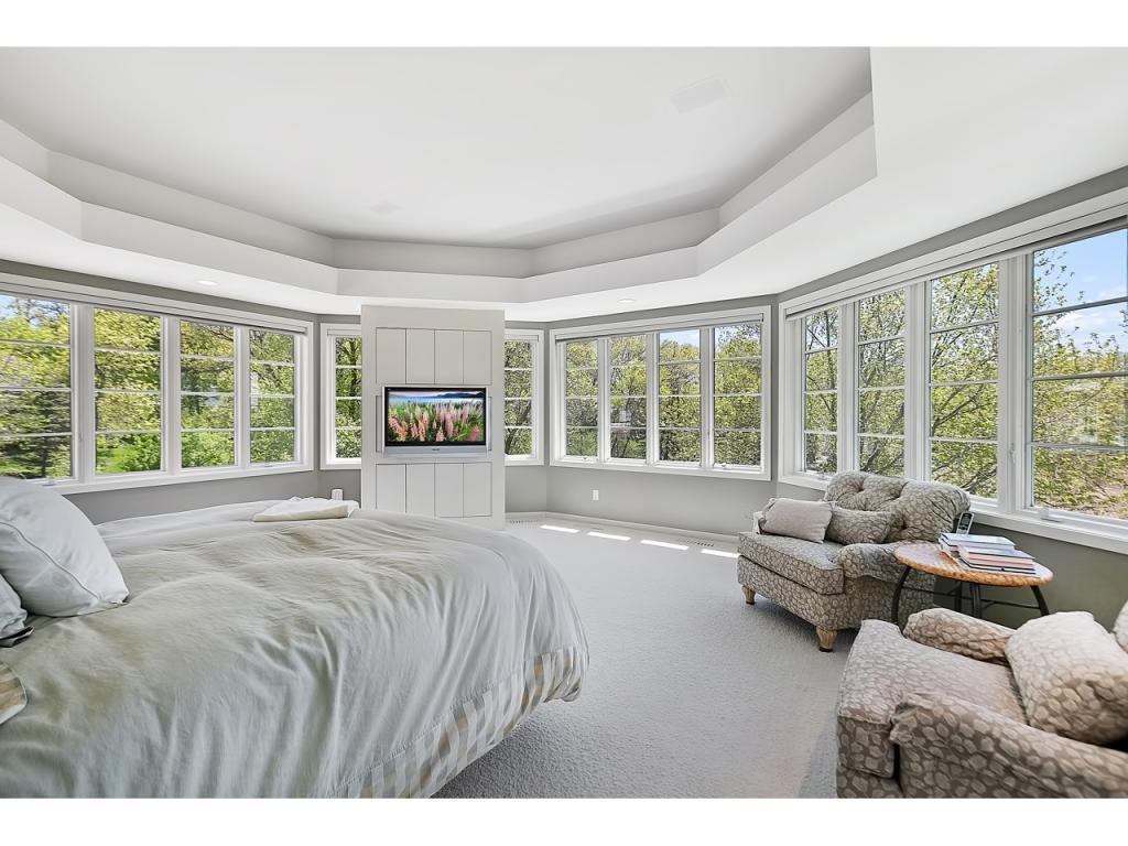 16403 Ringer Road Minnetonka, MN 55391 - Photo 30 of 58 Gallery Image 30