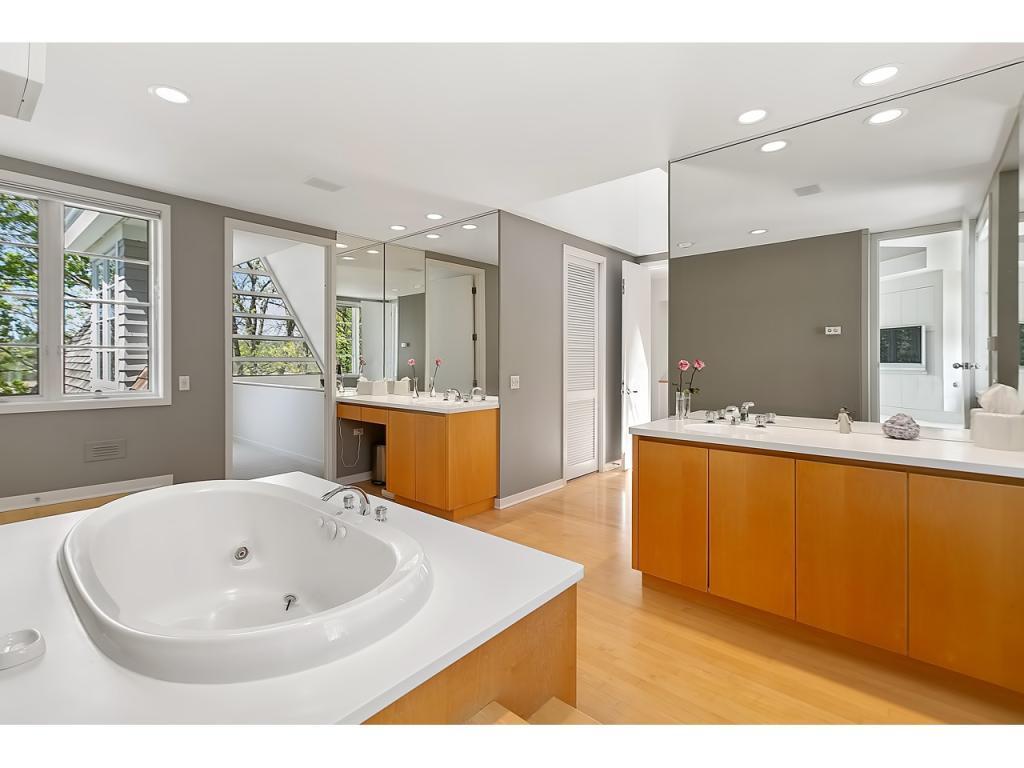 16403 Ringer Road Minnetonka, MN 55391 - Photo 34 of 58 Gallery Image 34
