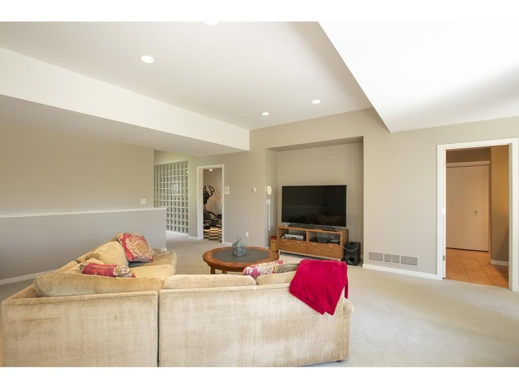 16403 Ringer Road Minnetonka, MN 55391 - Photo 48 of 58 Gallery Image 48