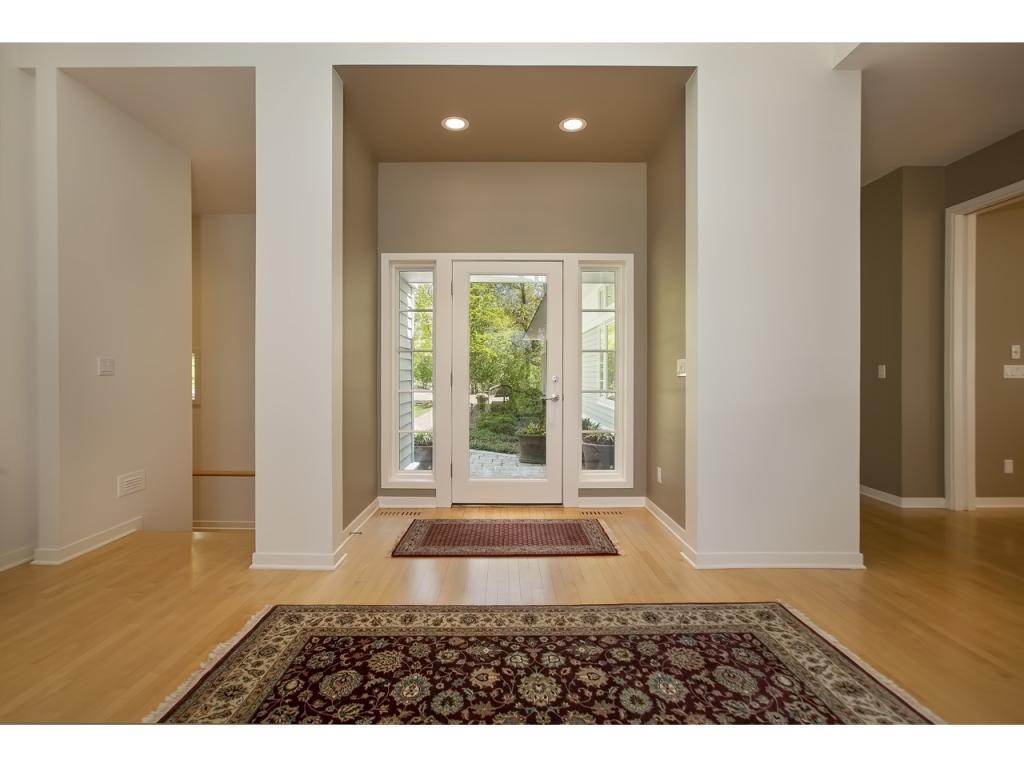 16403 Ringer Road Minnetonka, MN 55391 - Photo 7 of 58 Gallery Image 7