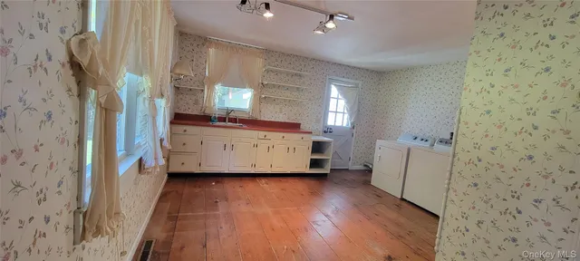 $389,000 | 22 Washington Avenue, Highland, NY 12528