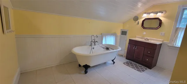 $389,000 | 22 Washington Avenue, Highland, NY 12528