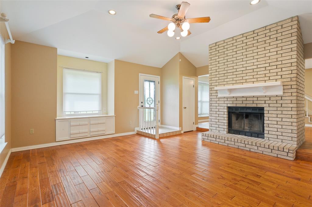 103 Spring Oak Lacy-Lakeview, TX 76705 - Photo 6 of 30