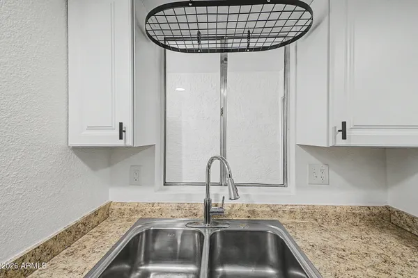 $219,999 | 461 West Holmes Avenue, Unit 124, Mesa, AZ 85210