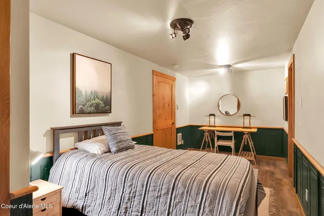 $899,000 | 8599 East Apache Trail, Athol, ID 83801