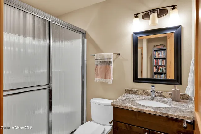 $899,000 | 8599 East Apache Trail, Athol, ID 83801