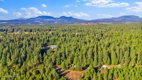 $899,000 | 8599 East Apache Trail, Athol, ID 83801