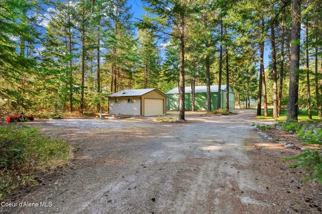 $899,000 | 8599 East Apache Trail, Athol, ID 83801