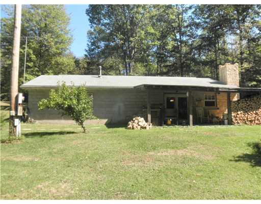 185 Pine Tract Road Butler, PA 16001 - Photo 1 of 10 Exterior Front.