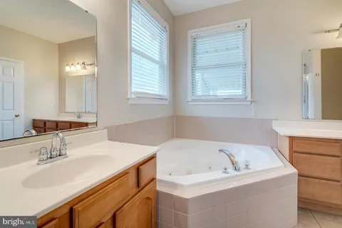 $359,990 | 508 North Winding Brooke Drive, Seaford, DE 19973