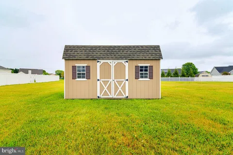 $359,990 | 508 North Winding Brooke Drive, Seaford, DE 19973