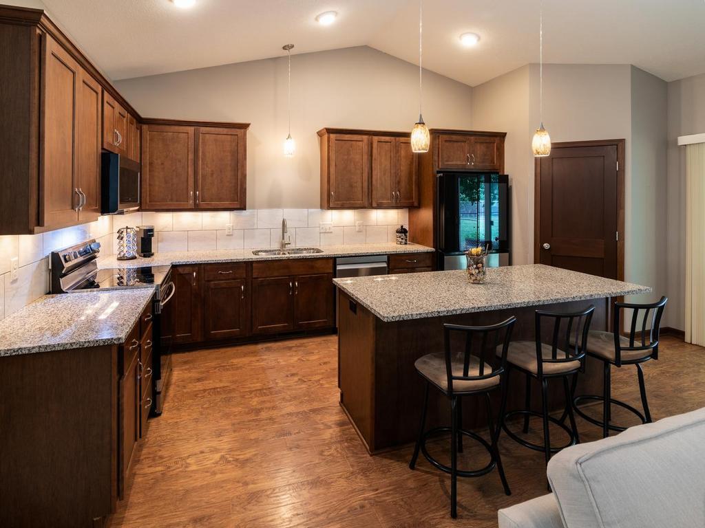 304 Tanager Road Mankato, MN 56001 - Photo 7 of 24 Gallery Image 7