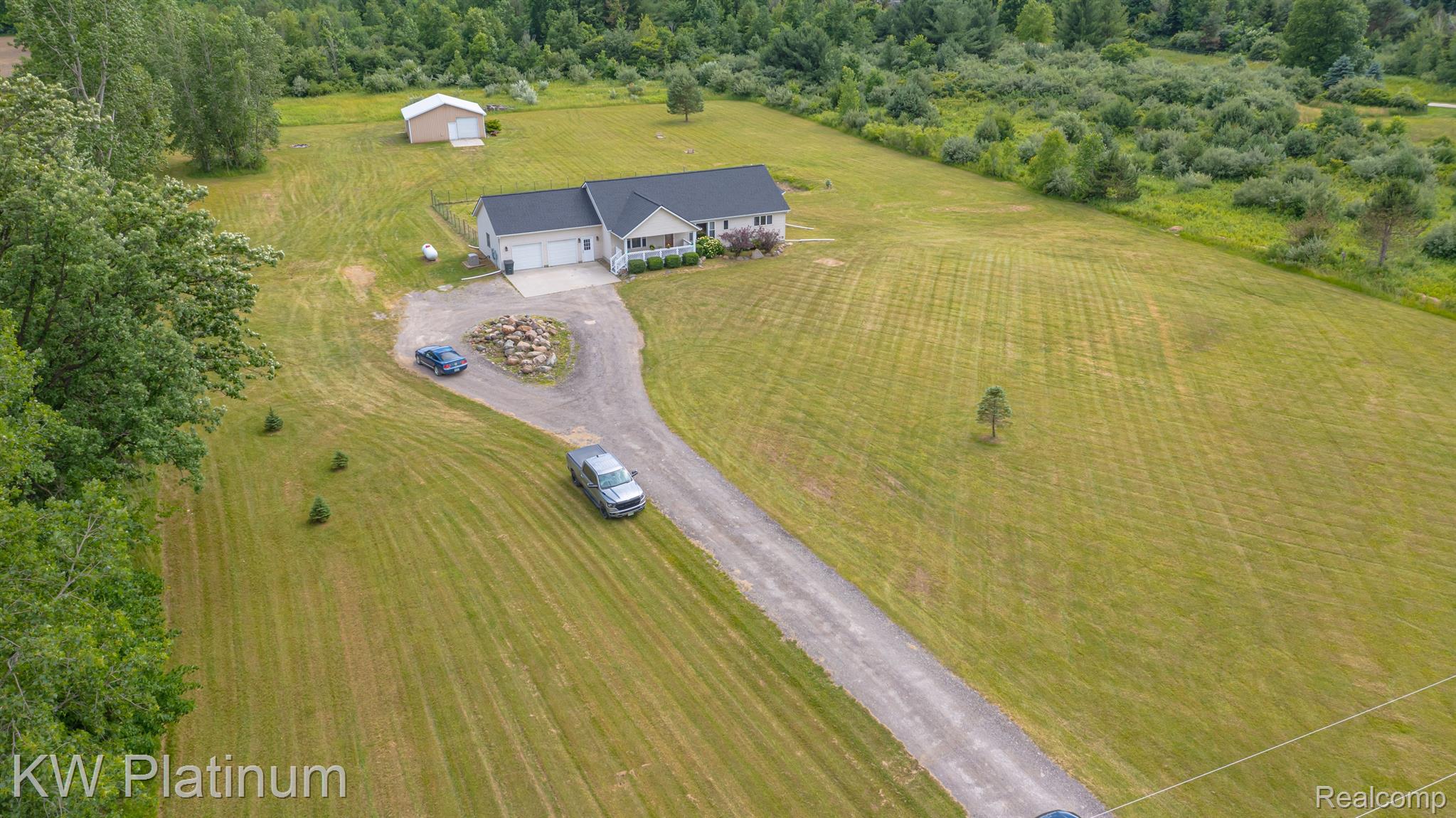 9765 Rynn Road Avoca, MI 48006 - Photo 8 of 47 Gallery Image 8