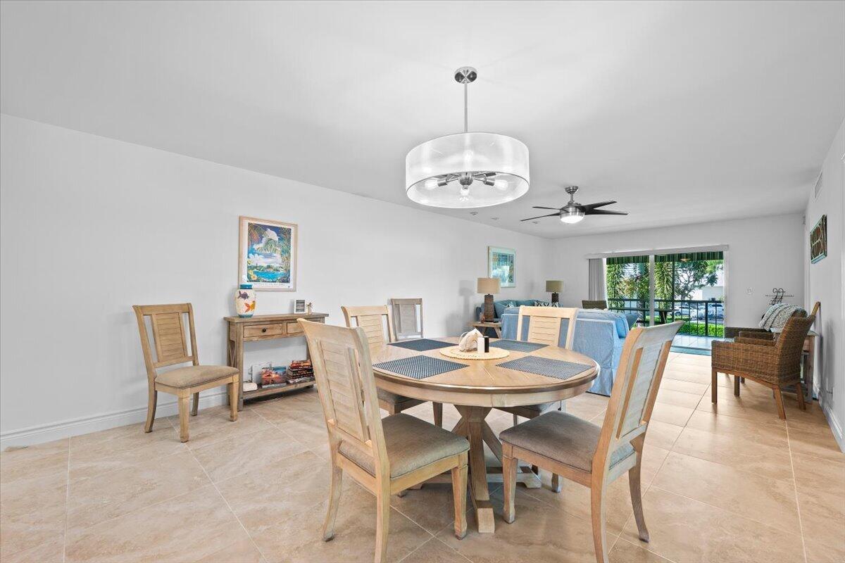 1205 Sandy Lane, Unit 249 Riviera Beach, FL 33404 - Photo 4 of 33 04-LUX_5582 - Copy