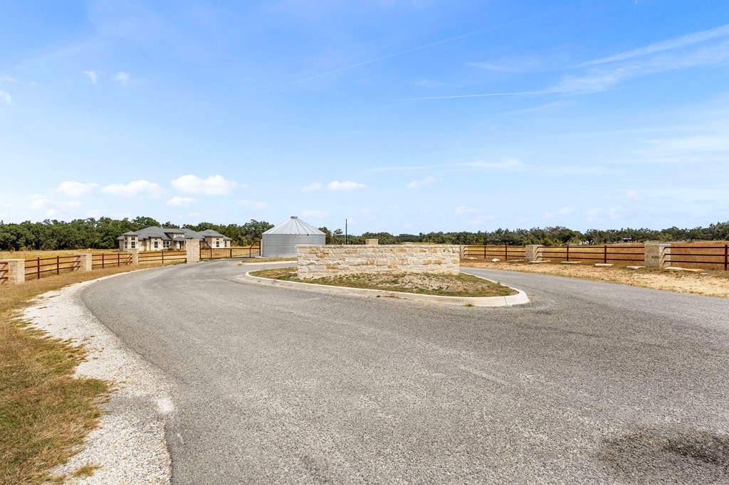 701 Windmill Ridge, Unit 90 Blanco, TX 78606 - Photo 21 of 32