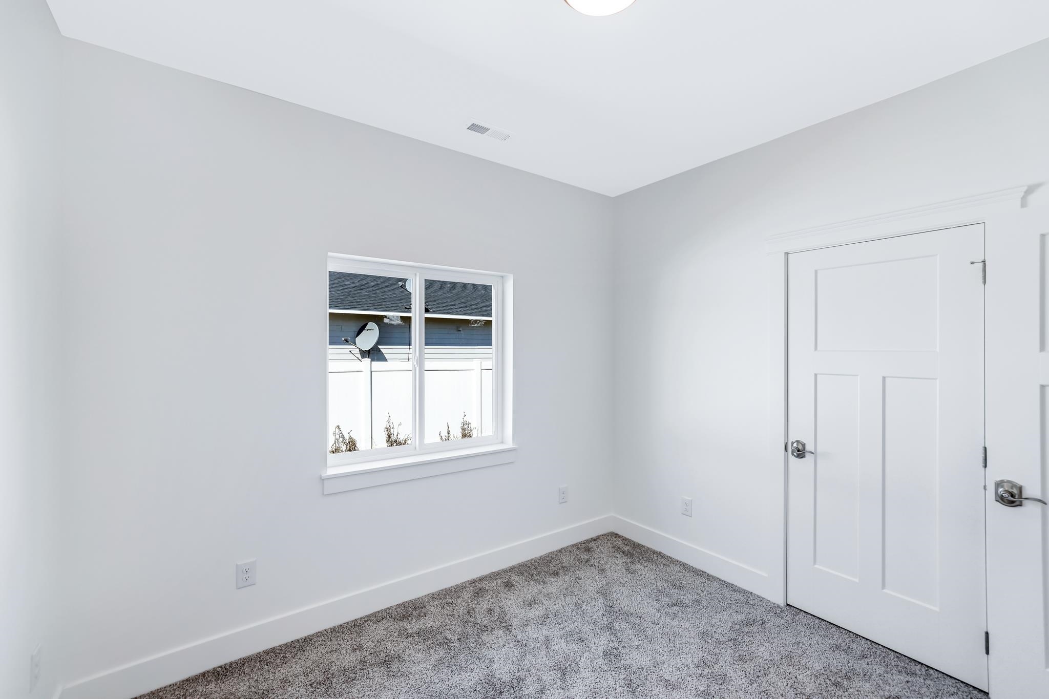 635 West Summit Avenue Reardan, WA 99029 - Photo 19 of 25