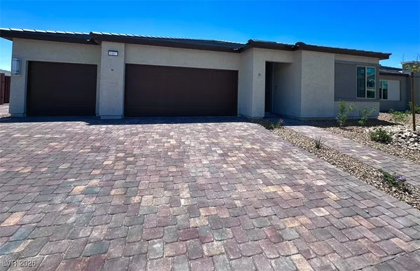 $2,300 | 5407 Splendido Avenue, Pahrump, NV 89061