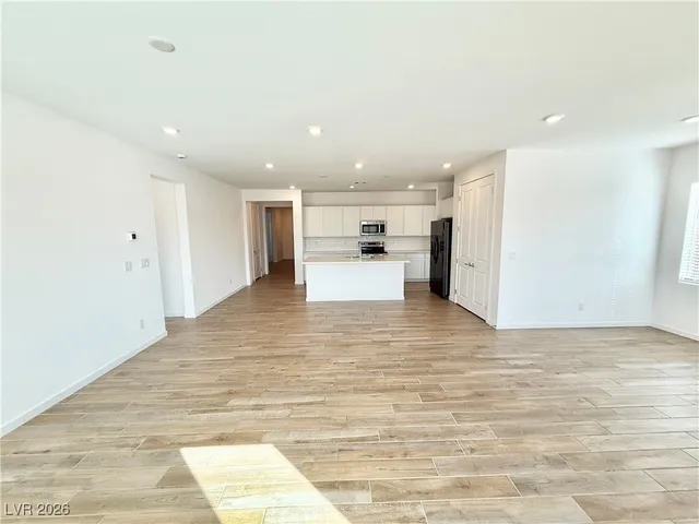 $2,300 | 5407 Splendido Avenue, Pahrump, NV 89061