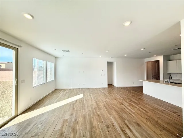 $2,300 | 5407 Splendido Avenue, Pahrump, NV 89061