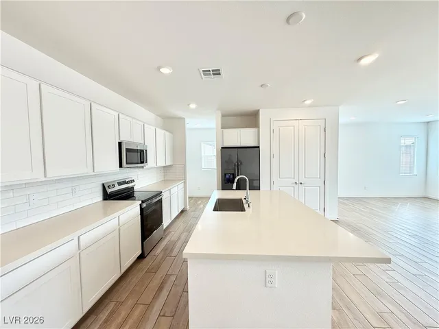 $2,300 | 5407 Splendido Avenue, Pahrump, NV 89061