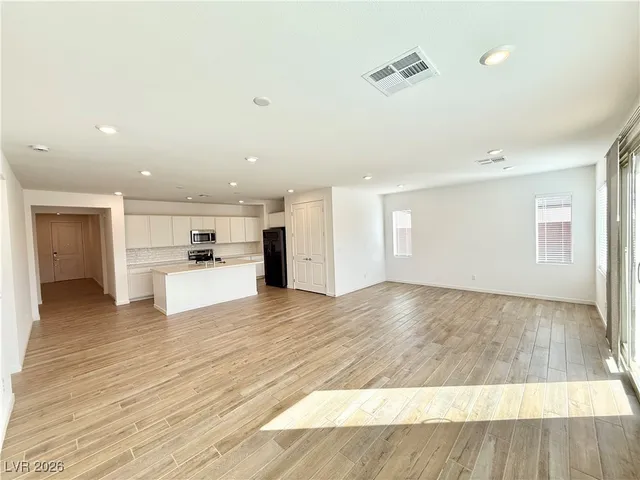 $2,300 | 5407 Splendido Avenue, Pahrump, NV 89061