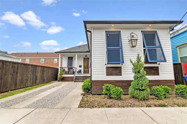 $424,000 | 2316 Onzaga Street, New Orleans, LA 70119