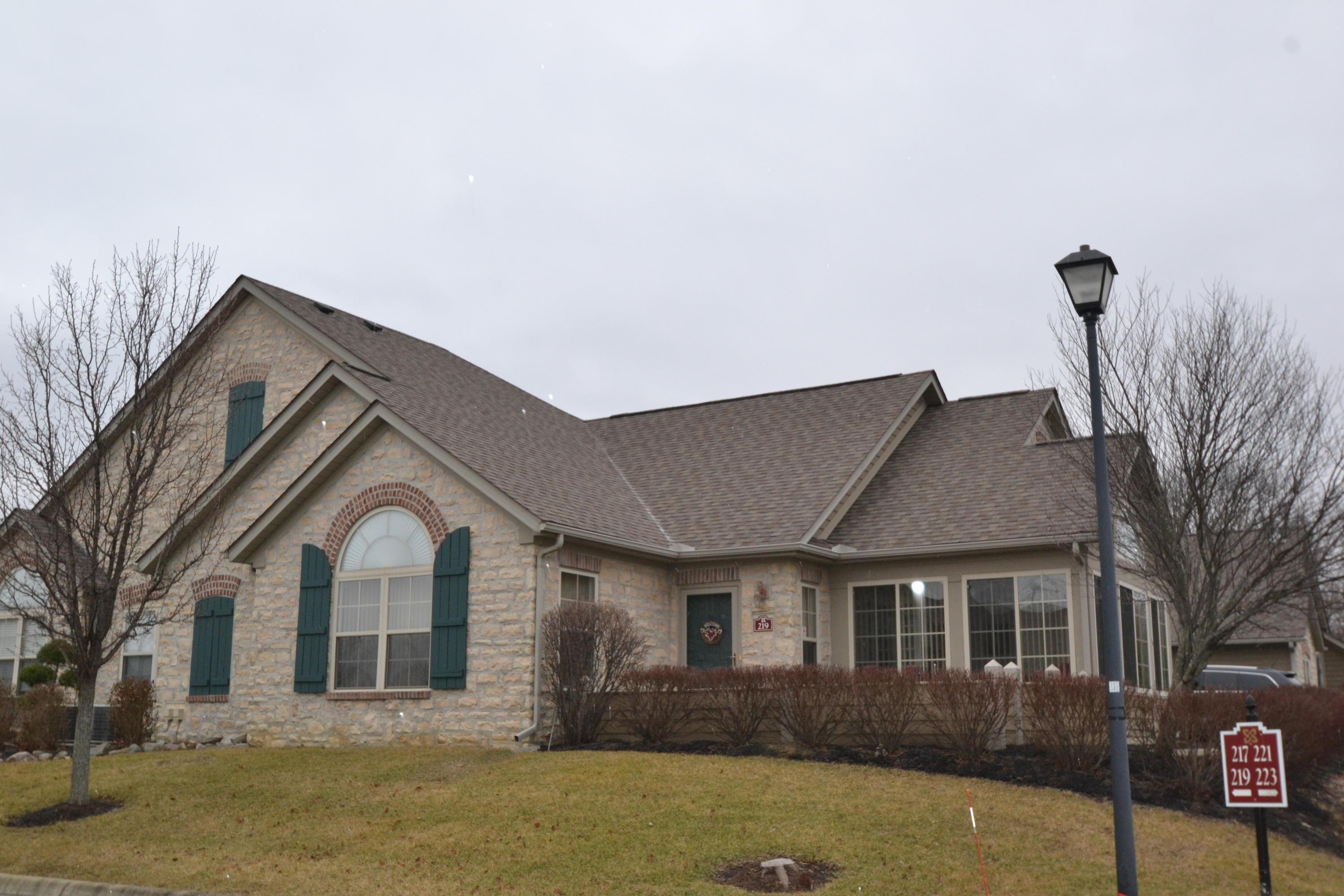 219 Stonegate Loop Pataskala, OH 43062 - Photo 1 of 25 Gallery Image 1