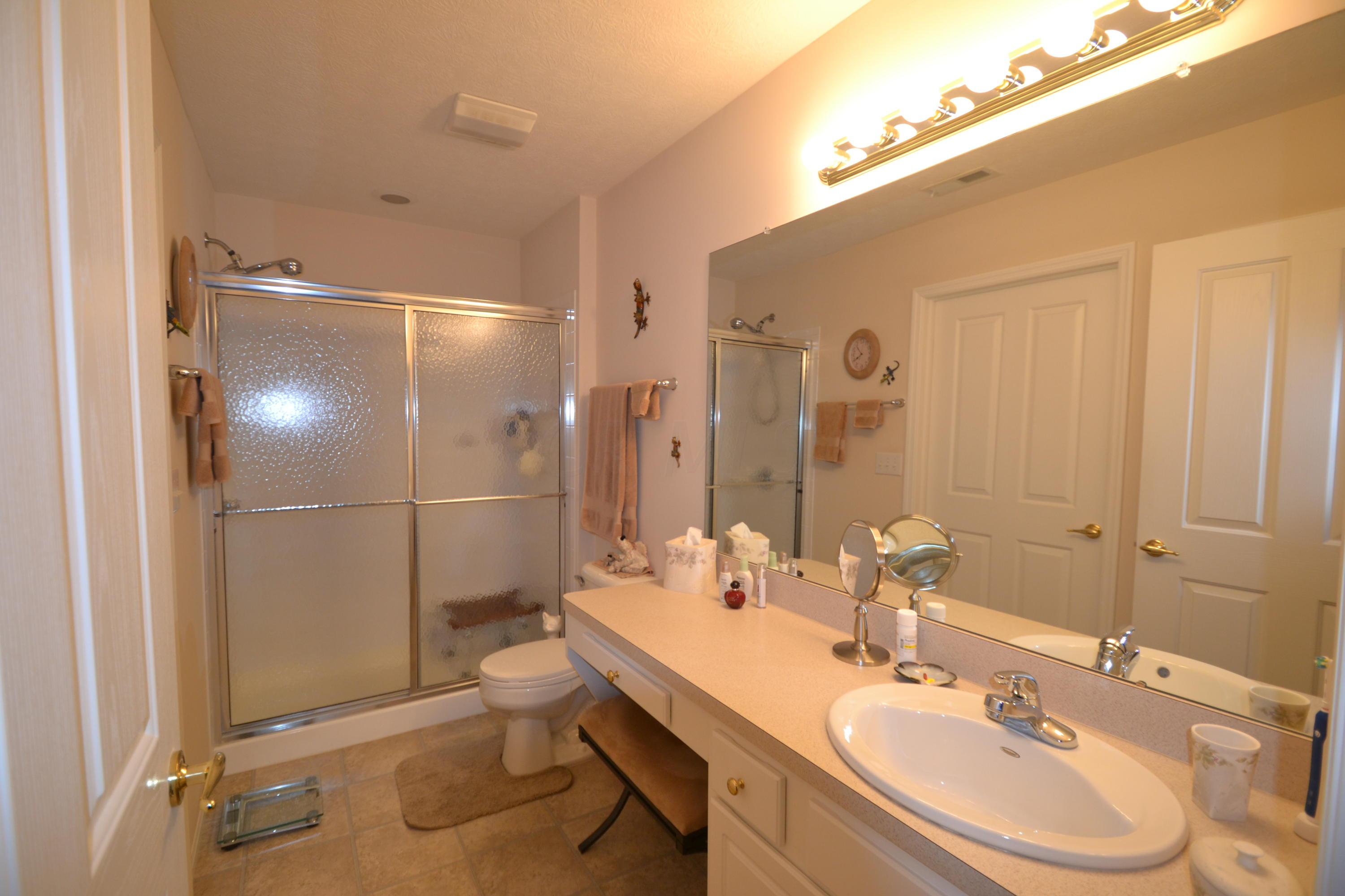 219 Stonegate Loop Pataskala, OH 43062 - Photo 14 of 25 Gallery Image 14