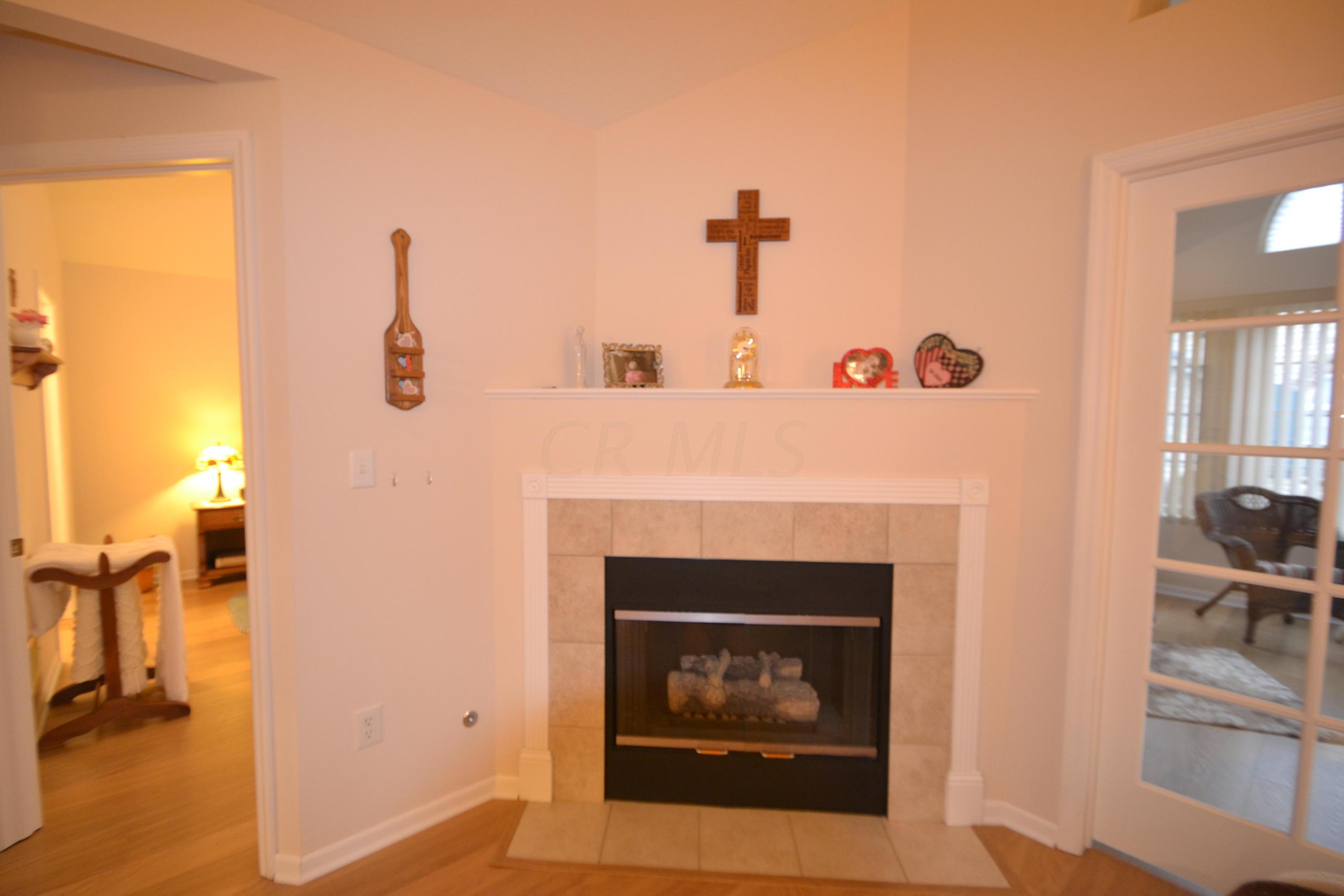 219 Stonegate Loop Pataskala, OH 43062 - Photo 8 of 25 Gallery Image 8