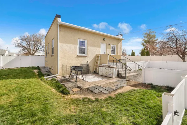 $260,000 | 801 12th Avenue North, Buhl, ID 83316