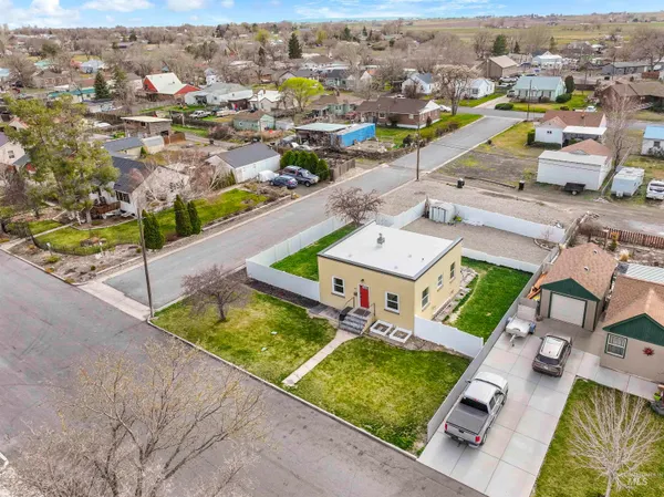 $260,000 | 801 12th Avenue North, Buhl, ID 83316
