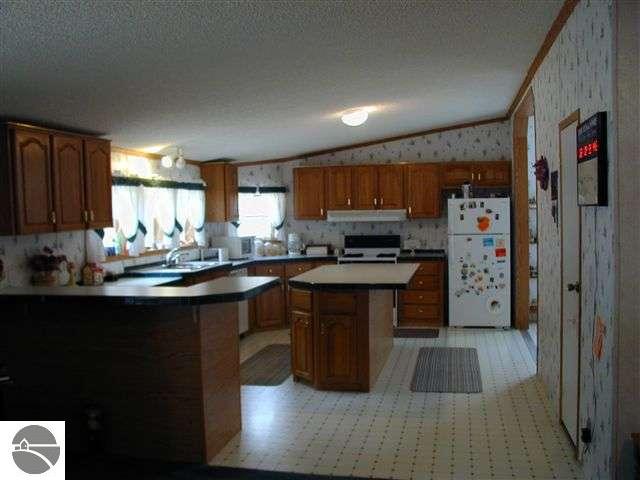 7998 Rahe Road Kingsley, MI 49649 - Photo 2 of 7 1640507-1.JPG