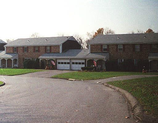 27 Whisconier Road, Unit 27 Brookfield, CT 06804 - Photo 1 of 1 a view of house with a yard