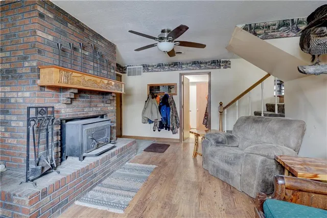 $225,000 | 2620 Hickory Hills Road, Galena, KS 66739