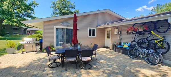 $505,900 | 3205 63rd Street, Woodridge, IL 60517